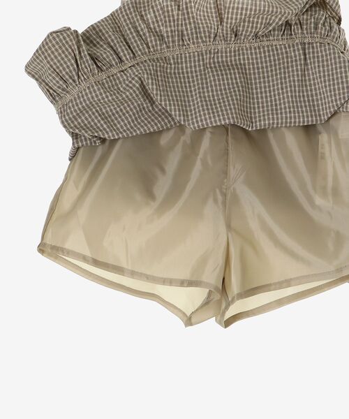 MAJESTIC LEGON(マジェスティックレゴン)の「プチフリルギャザーミニスカパン(スカート・レディース・ベージュ系その他2/ホワイト系その他/ホワイト系その他2・MEDIUM)」の7枚目の写真