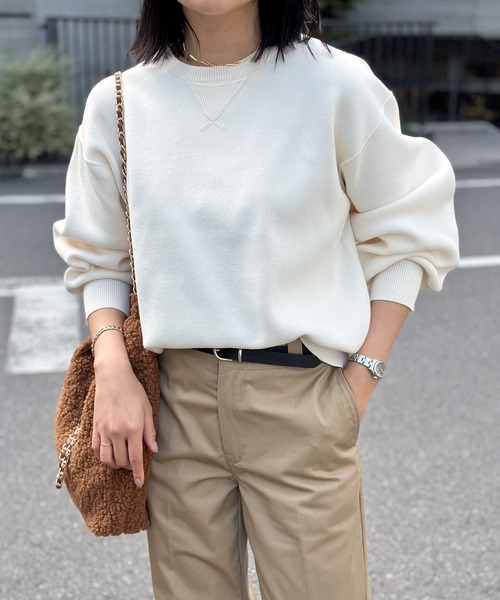CIENA(シエナ)の「【春トップス】スウェットライククルーネックガゼットプルオーバー(Tシャツ/カットソー・レディース・ブラック/アイボリー・FREE)」の4枚目の写真