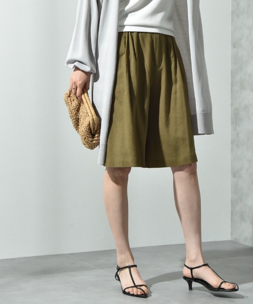 INTERPLANET(インタープラネット)の「2タックキュロットパンツ(その他パンツ・レディース・オフホワイト/カーキ/ブラウン・FREE)」の1枚目の写真