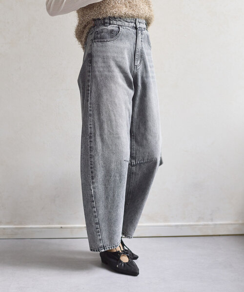 Thevon（ゼボン）の「バレルデニムパンツ（その他パンツ・レディース・ブラック/ブルー/ネイビー・S/M）」の5枚目の写真