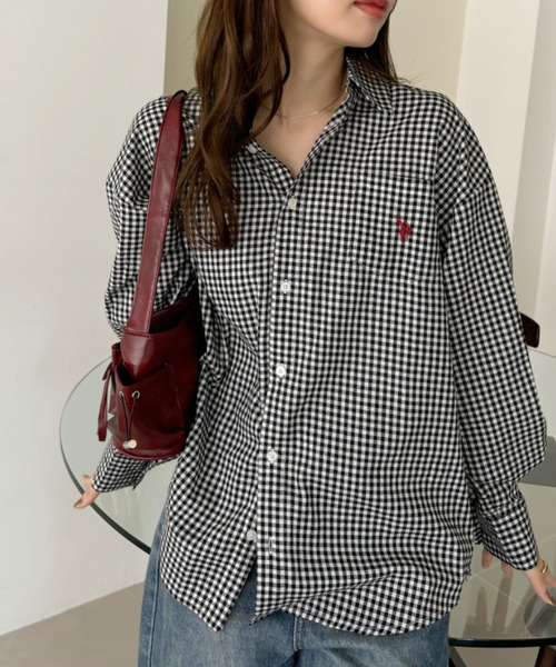 U.S. POLO ASSN.（ユーエスポロアッスン）の「Ada.別注// U.S. POLO ASSN ビッグサイズ ボリュームスリーブ ギンガムチェック シャツ（シャツ/ブラウス・レディース・ピンク/ネイビー/オレンジ/ブラック/チャコール/ホワイト/サックスブルー・M/L）」の3枚目の写真