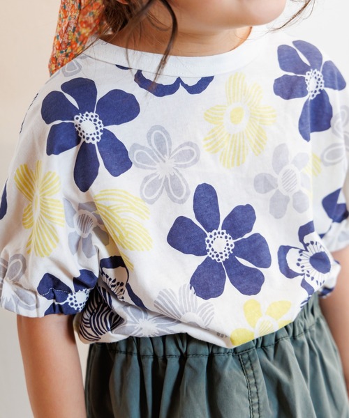 MAKE YOUR DAY(メイクユアデイ)の「おっきなお花総柄半袖Tシャツ■80~140cm(Tシャツ/カットソー・キッズ・ネイビー/レッド・140/130/100/120/110/80/90)」の4枚目の写真