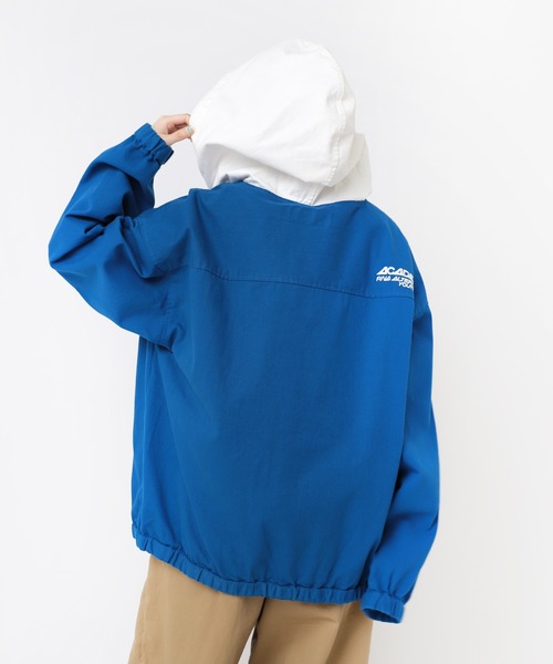 RNA（アールエヌエー）の「B2873 バイカラーチームフーディー（パーカー・レディース・ベージュ/ブルー/ブラック・MEDIUM）」の9枚目の写真