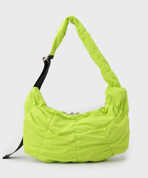 tk.TAKEO KIKUCHI（ティーケータケオキクチ）の「◆【パフィーシリーズ】ロータスショルダー（ショルダーバッグ・メンズ・ブラック系/ブラック/ライム/ブルー・00）」の18枚目の写真