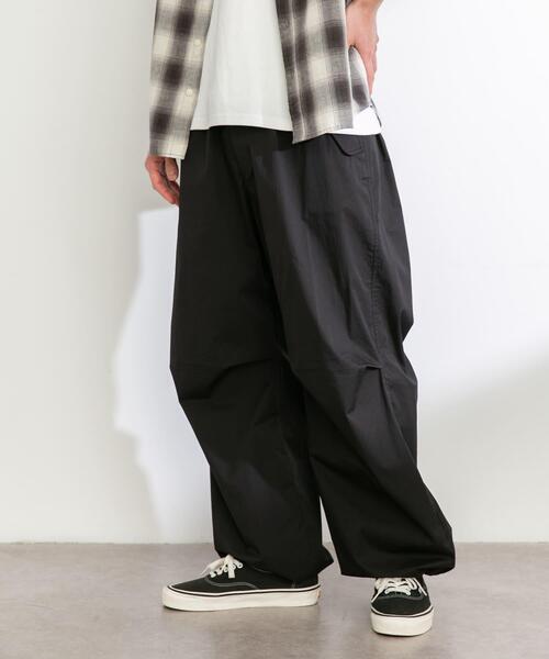 URBAN RESEARCH Sonny Label(アーバンリサーチサニーレーベル)の「撥水バルーンジョガーパンツ(その他パンツ・メンズ・ブラック/ベージュ系その他・MEDIUM/LARGE)」の6枚目の写真