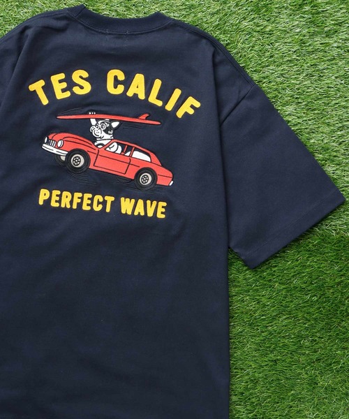 The Endless Summer(エンドレスサマー)の「TES VINTAGE CAR EMB BIG T-SHIRT / ビッグシルエットTシャツ(Tシャツ/カットソー・メンズ・ブラック/ホワイト/ベージュ系その他4/ネイビー・SMALL/MEDIUM/LARGE/X-LARGE)」の4枚目の写真