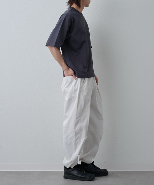 COLONY 2139(コロニートゥーワンスリーナイン)の「フェードコットンボックスT(Tシャツ/カットソー・メンズ・ホワイト/チャコールグレー/ブラック・MEDIUM/LARGE)」の10枚目の写真