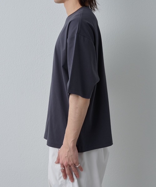 COLONY 2139(コロニートゥーワンスリーナイン)の「フェードコットンボックスT(Tシャツ/カットソー・メンズ・ホワイト/チャコールグレー/ブラック・MEDIUM/LARGE)」の12枚目の写真