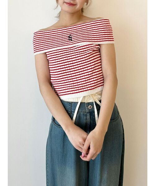 CALNAMUR（カルナムール）の「BOEDER OFFSHOULDER KNIT PO/ボーダーオフショルダーニットプルオーバー（ニット/セーター・レディース・その他1/レッド/ブラック・FREE）」の5枚目の写真