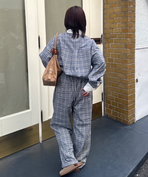 nemne store(ネンネストア)の「配色チェックグランパシャツ(シャツ/ブラウス・レディース・サックスブルー系/ネイビー・MEDIUM/SMALL)」の5枚目の写真