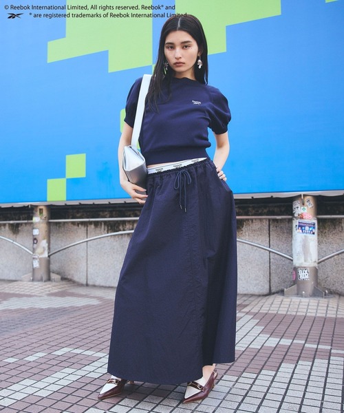 Reebok（リーボック）の「【Reebok】VIS別注ロゴベルトフレアースカート（スカート・レディース・ホワイト/ネイビー/サックスブルー・FREE）」の9枚目の写真