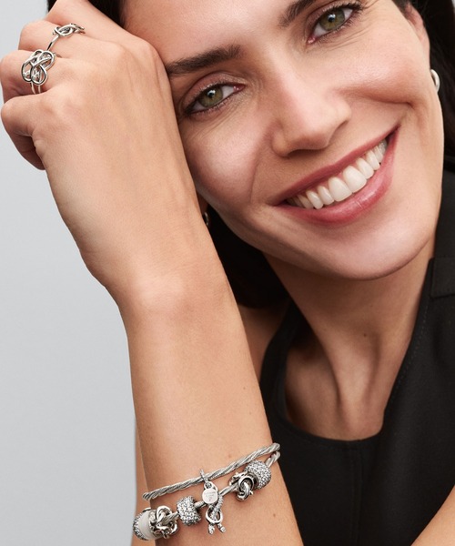 インフィニティ ノット シルバー チャーム（チャーム）｜Pandora