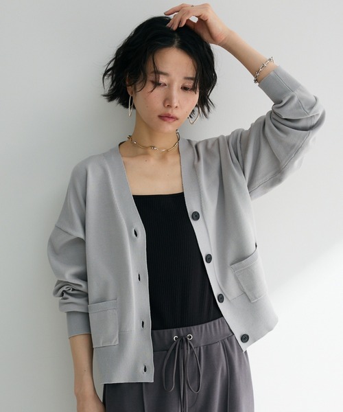 Green　Parks（グリーンパークス）の「ポケット付コンパクトカーディガン（カーディガン/ボレロ・レディース・ライトグレー/ブルー/オレンジ/ダークグレー/ベージュ・FREE）」の2枚目の写真