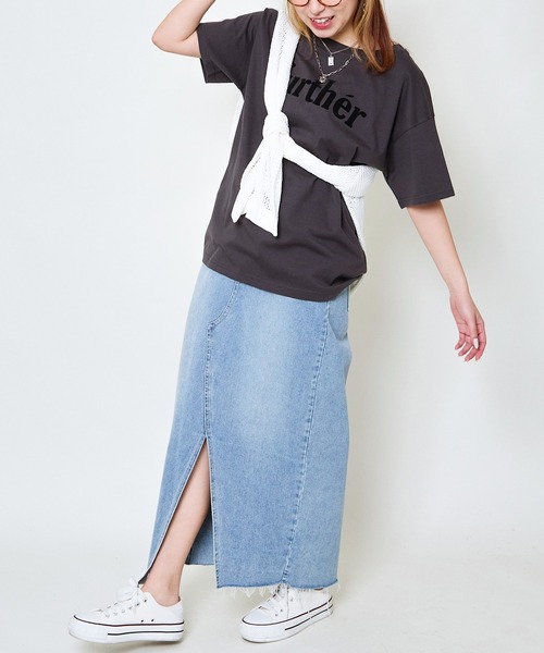 GORGE(ゴージ)の「《立体ロゴ×映えシンプル》レディース フロッキープリント Tシャツ カジュアル 着回し 春夏秋(Tシャツ/カットソー・レディース・オフホワイト/モカ/チャコール・F)」の20枚目の写真