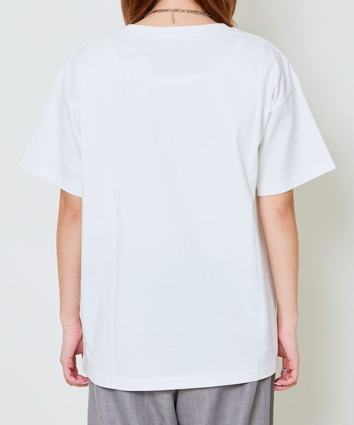GORGE(ゴージ)の「《立体ロゴ×映えシンプル》レディース フロッキープリント Tシャツ カジュアル 着回し 春夏秋(Tシャツ/カットソー・レディース・オフホワイト/モカ/チャコール・F)」の8枚目の写真