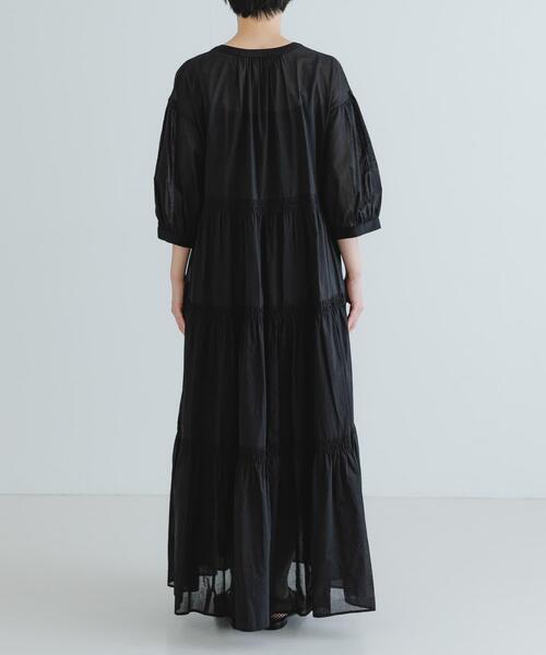 URBAN RESEARCH（アーバンリサーチ）の「コットンボイルティアードワンピース（ワンピース・レディース・カーキ/ブラック・FREE）」の9枚目の写真