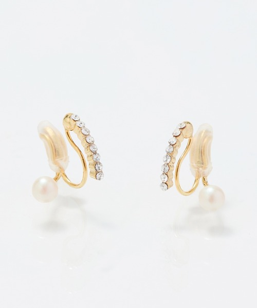 Phoebe（フィービィー）の「【痛くないシリーズ】ラインストーンパールフロートライトフィットイヤリング（イヤリング・レディース・イエローゴールド/シャンパン/シルバー・FREE）」の8枚目の写真