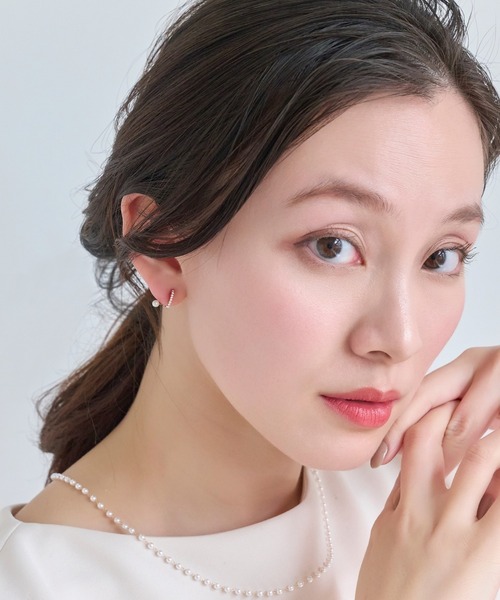 Phoebe（フィービィー）の「【痛くないシリーズ】ラインストーンパールフロートライトフィットイヤリング（イヤリング・レディース・イエローゴールド/シャンパン/シルバー・FREE）」の11枚目の写真