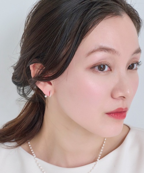 Phoebe（フィービィー）の「【痛くないシリーズ】ラインストーンパールフロートライトフィットイヤリング（イヤリング・レディース・イエローゴールド/シャンパン/シルバー・FREE）」の12枚目の写真