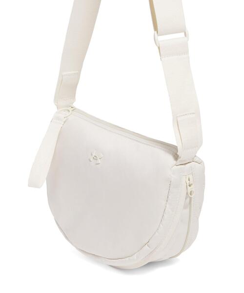 UNDER ARMOUR（アンダーアーマー）の「UAスタジオ ルナ ショルダーバッグ（ライフスタイル/レディース）（ボディバッグ/ウエストポーチ・レディース・ベージュ・ONESIZE）」の4枚目の写真