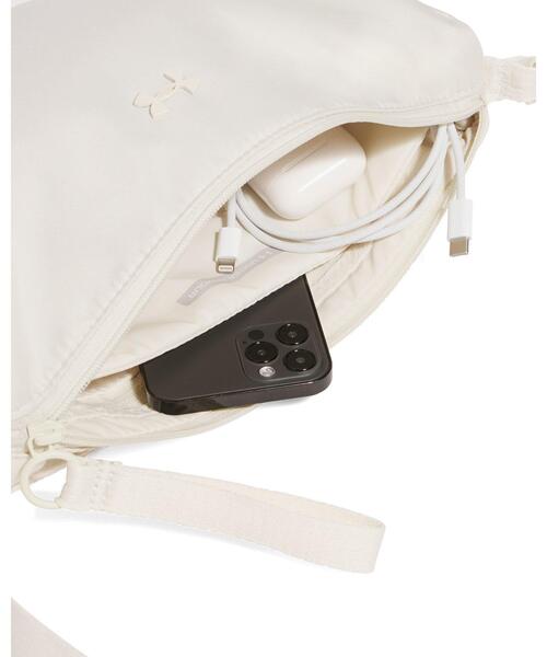 UNDER ARMOUR（アンダーアーマー）の「UAスタジオ ルナ ショルダーバッグ（ライフスタイル/レディース）（ボディバッグ/ウエストポーチ・レディース・ベージュ・ONESIZE）」の6枚目の写真