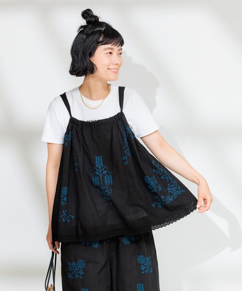 FREAK'S STORE（フリークスストア）の「インド コットンスラブ刺繍 バックリボンキャミソール<セットアップ対応>（キャミソール・レディース・オフホワイト/ブラック・ﾌﾘ-）」の2枚目の写真