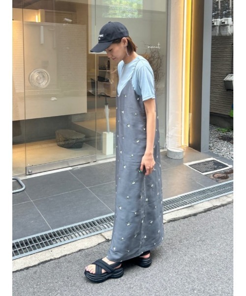 titivate(ティティベイト)の「ハーフスリーブシアーカットソートップス(Tシャツ/カットソー・レディース・オフホワイト/シルバー/ブラック/ライトブルー/ライトグリーン・S/M/L)」の8枚目の写真