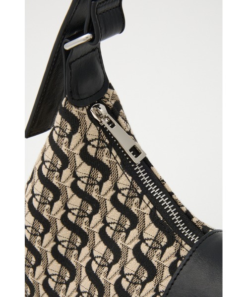 SLY（スライ）の「S BADGE BUCKLE BELTED BAG エス バッジ バックル ベルティド バッグ（ハンドバッグ・レディース・ベージュ/ブラック・FREE）」の11枚目の写真