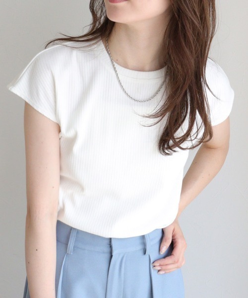 Pierrot(ピエロ)の「【キシリトール加工】フレンチスリーブリブカットソー(Tシャツ/カットソー・レディース・ブラック/オフホワイト/ベージュ/イエロー・M/L)」の11枚目の写真