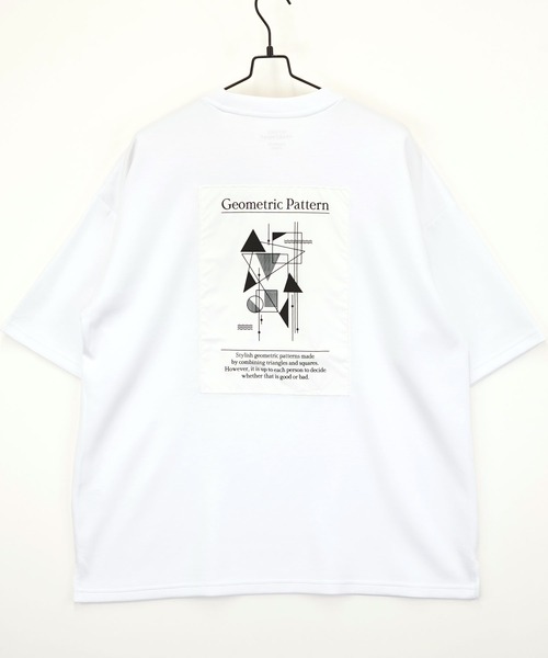 Burner(バーナー)の「【GROOVY STORE】スムースダンボール オーバーサイズ プリントカットソー 接触冷感 UVカット(Tシャツ/カットソー・メンズ・ホワイト/ホワイト系その他3/ライトグレー/ライトグレー系2/ブラック/ブラック系その他2/ホワイト系その他2/ブラック系その他3/ライトグレー系3・M/L/LL)」の11枚目の写真