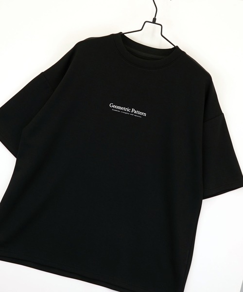 Burner(バーナー)の「【GROOVY STORE】スムースダンボール オーバーサイズ プリントカットソー 接触冷感 UVカット(Tシャツ/カットソー・メンズ・ホワイト/ホワイト系その他3/ライトグレー/ライトグレー系2/ブラック/ブラック系その他2/ホワイト系その他2/ブラック系その他3/ライトグレー系3・M/L/LL)」の12枚目の写真