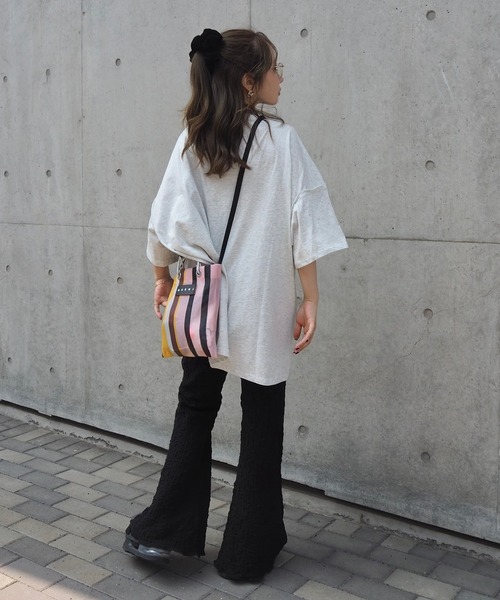 LAULEN（ローレン）の「cotton oversize tee /コットン オーバーサイズ  Tシャツ（Tシャツ/カットソー・レディース・グレー/ブラック/アイボリー・FREE）」の13枚目の写真