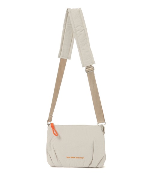studio CLIP（スタディオクリップ）の「【軽量】軽らくナイロン ワンマイルショルダーバッグ（ショルダーバッグ・レディース・ブラック/ライトベージュ/ピンク/その他2・FREE）」の2枚目の写真