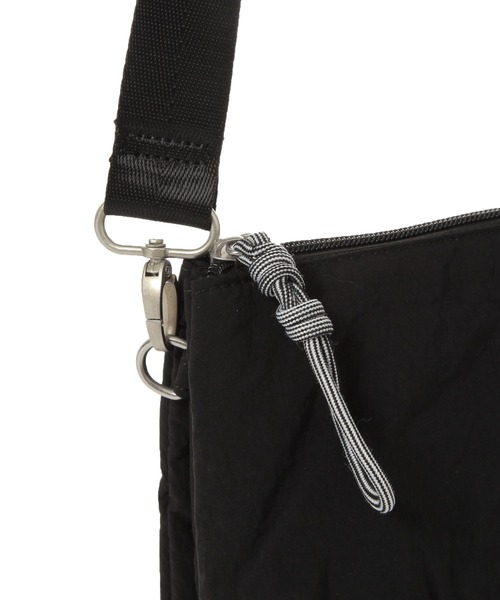 studio CLIP（スタディオクリップ）の「【軽量】軽らくナイロン ワンマイルショルダーバッグ（ショルダーバッグ・レディース・ブラック/ライトベージュ/ピンク/その他2・FREE）」の10枚目の写真