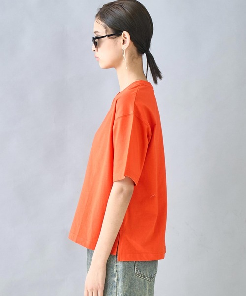 Settimissimo(セッティミッシモ)の「USAコットン シンプル クルーネック Tシャツ(Tシャツ/カットソー・レディース・オレンジ/ダークグレー/オフホワイト・FREE)」の9枚目の写真