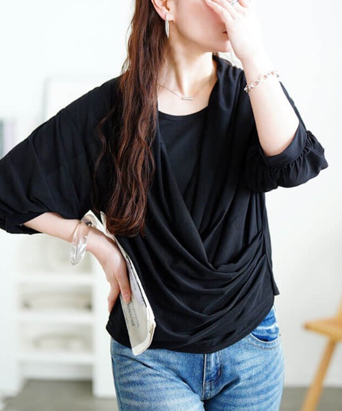 GOLDJAPAN(ゴールドジャパン)の「ストレッチカシュクールブラウス【大きいサイズ対応】(シャツ/ブラウス・レディース・ベージュ系/ブラック/オフホワイト・LL/3L/4L/5L)」の1枚目の写真