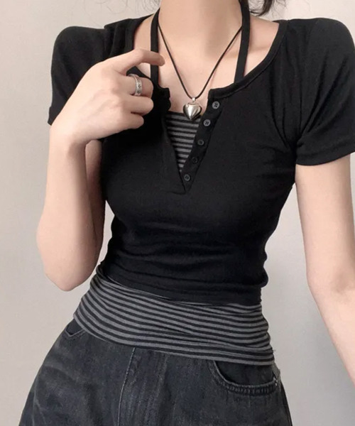 VIVID LADY（ビビッドレディー）の「ホルターネック レイヤード風 半袖Tシャツ（Tシャツ/カットソー・レディース・ブラック/チャコールグレー・FREE）」の12枚目の写真