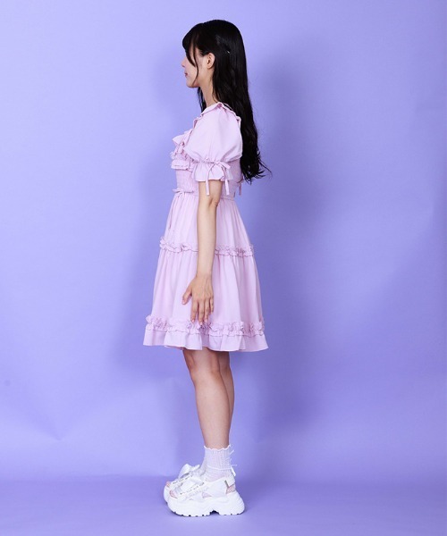 axes femme POETIQUE（アクシーズファムポエティック）の「ギャザーフリルワンピース（ワンピース・レディース・ホワイト/キナリ/ピンク・MEDIUM）」の5枚目の写真