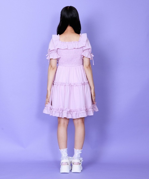 axes femme POETIQUE（アクシーズファムポエティック）の「ギャザーフリルワンピース（ワンピース・レディース・ホワイト/キナリ/ピンク・MEDIUM）」の4枚目の写真