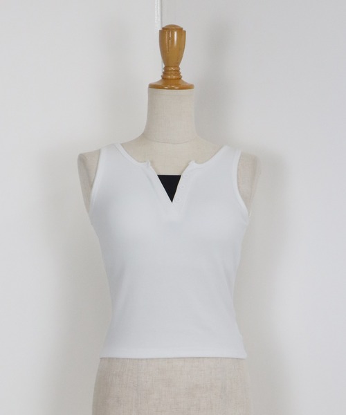 BLUEEAST（ブルーイースト）の「カップ付きレイヤード風タンクトップ（タンクトップ・レディース・ブラック/ホワイト/グレー・MEDIUM）」の17枚目の写真