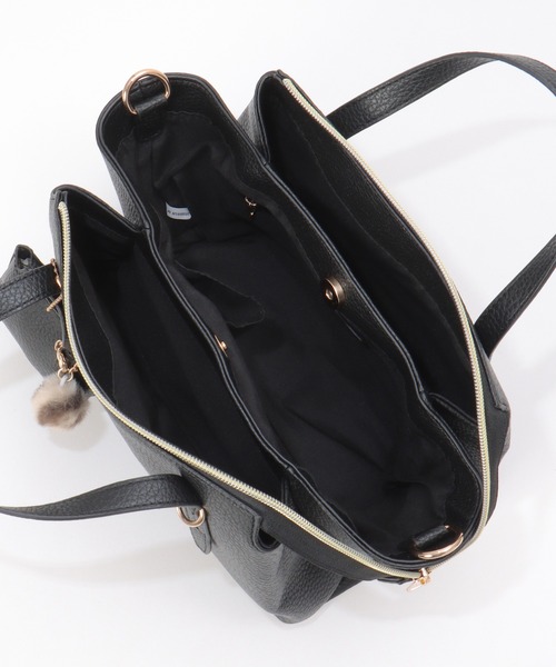 ikka（イッカ）の「【雑誌InRed1月・2月合併号掲載】合皮2WAYオヤコミニボストン（ボストンバッグ・レディース・ブラック/オレンジ/ダークベージュ・FREE）」の7枚目の写真