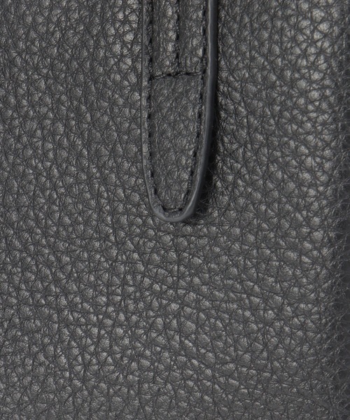 ikka（イッカ）の「【雑誌InRed1月・2月合併号掲載】合皮2WAYオヤコミニボストン（ボストンバッグ・レディース・ブラック/オレンジ/ダークベージュ・FREE）」の15枚目の写真