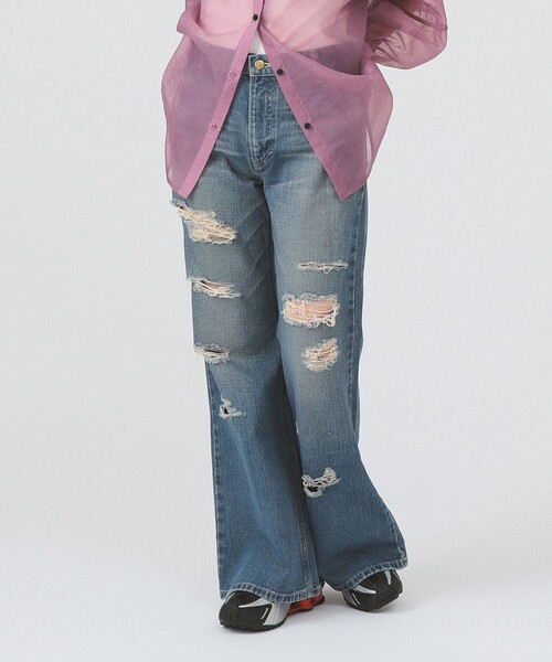 Ray BEAMS（レイビームス）の「【別注】Lee / RIPPED JEANS（デニムパンツ・レディース・ライトブルー・X-SMALL/SMALL/MEDIUM）」の20枚目の写真