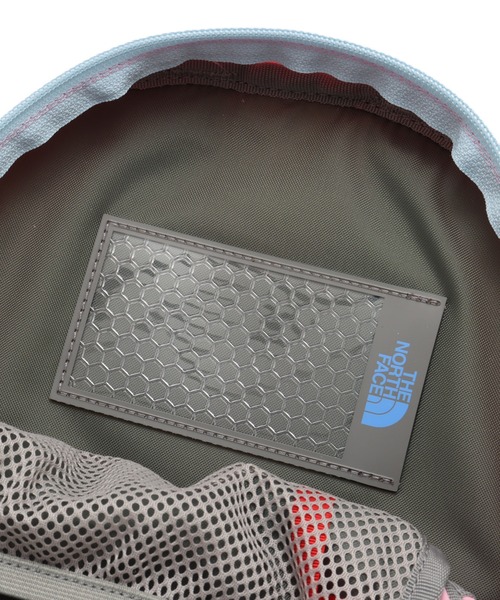 THE NORTH FACE(ザノースフェイス)の「THE NORTH FACE KIDS HOMESLICE / ザ・ノース・フェイス キッズ ホームスライス(バックパック/リュック・キッズ・ミント/ピンク/ブルー/カーキ・FREE)」の9枚目の写真