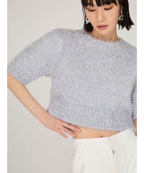 emmi（エミ）の「ラメフェザーハーフスリーブニットトップス（ニット/セーター・レディース・ライトブルー/シルバー・F）」の2枚目の写真