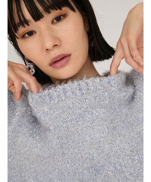 emmi（エミ）の「ラメフェザーハーフスリーブニットトップス（ニット/セーター・レディース・ライトブルー/シルバー・F）」の11枚目の写真