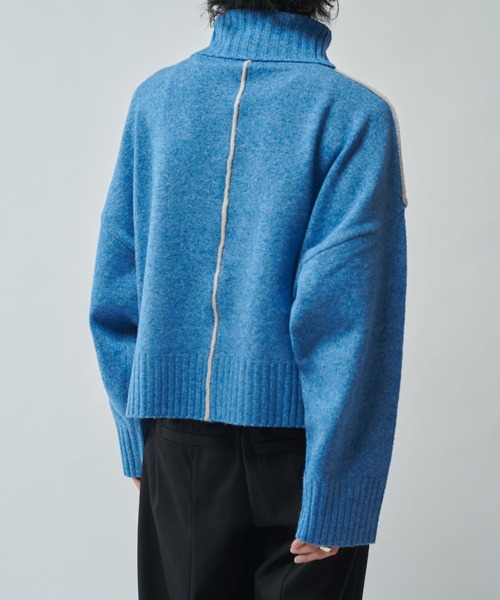 Lui's（ルイス）の「【Neucon/ニューコン】クロップドショートオーバーサイズタートルネックニット（ニット/セーター・メンズ・グレー/サックスブルー/ブラック・2/1）」の19枚目の写真