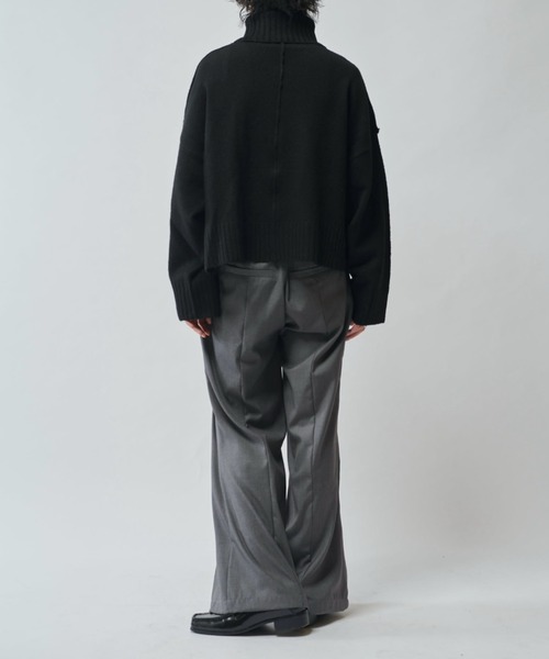 Lui's（ルイス）の「【Neucon/ニューコン】クロップドショートオーバーサイズタートルネックニット（ニット/セーター・メンズ・グレー/サックスブルー/ブラック・2/1）」の10枚目の写真