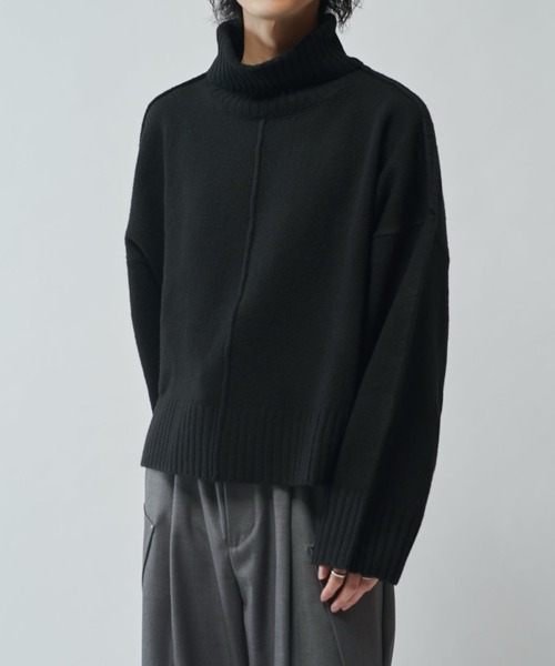 Neucon/ニューコン】クロップドショートオーバーサイズタートルネック