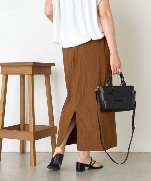 Jena espace merveilleux(ジェナ エスパスメルヴェイユ)の「異素材ドロストIラインスカート(スカート・レディース・ブラック/ブラウン/ベージュ・FREE)」の22枚目の写真